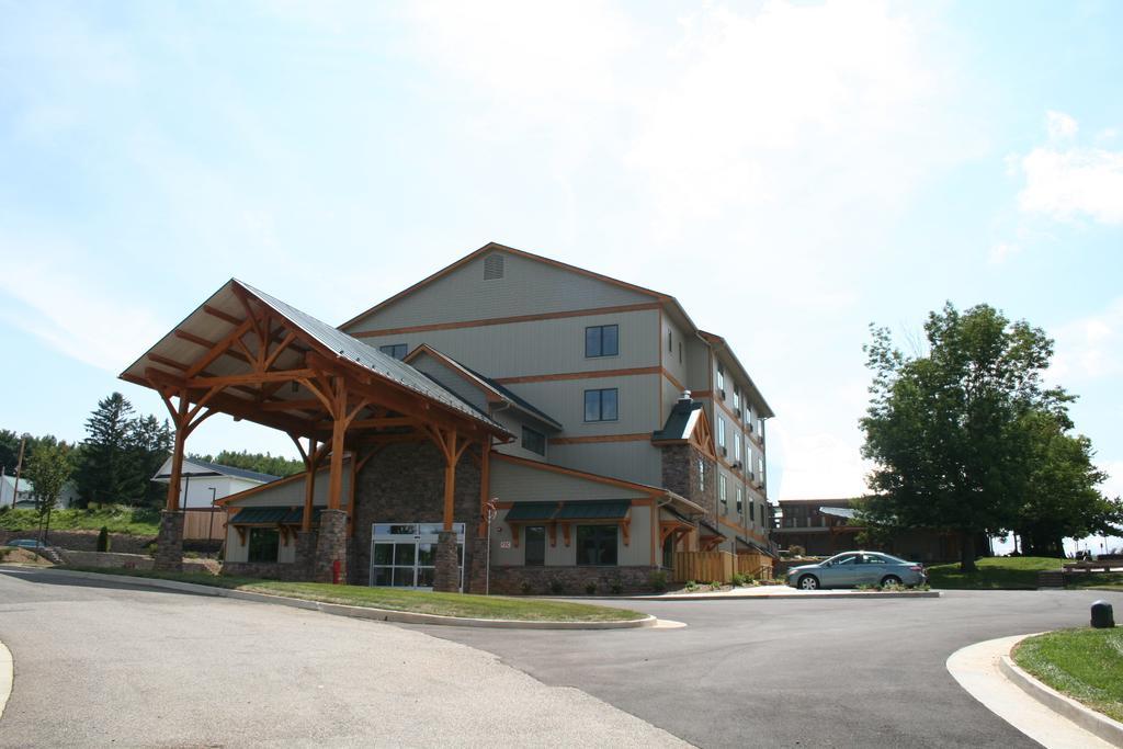 Hotel Floyd Екстер'єр фото